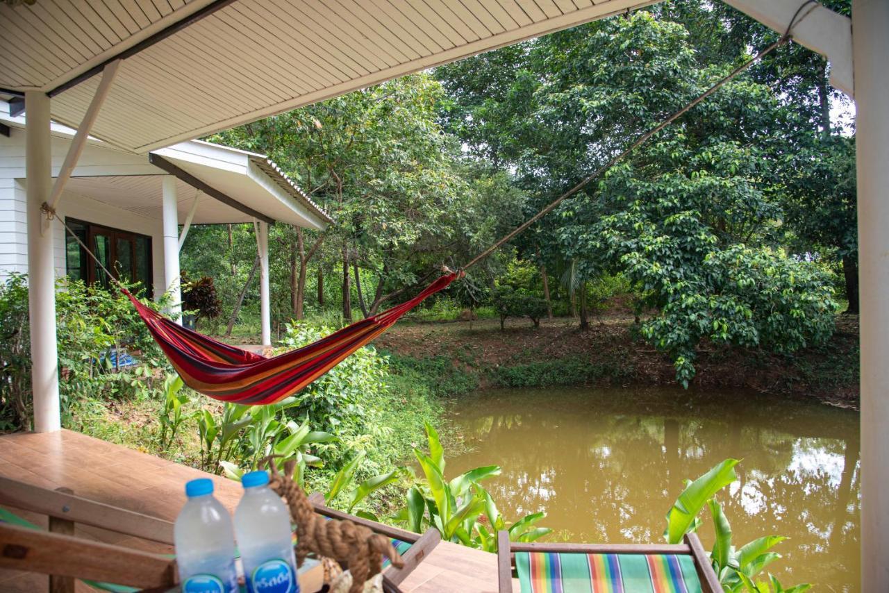 The River Retreat Мак Экстерьер фото