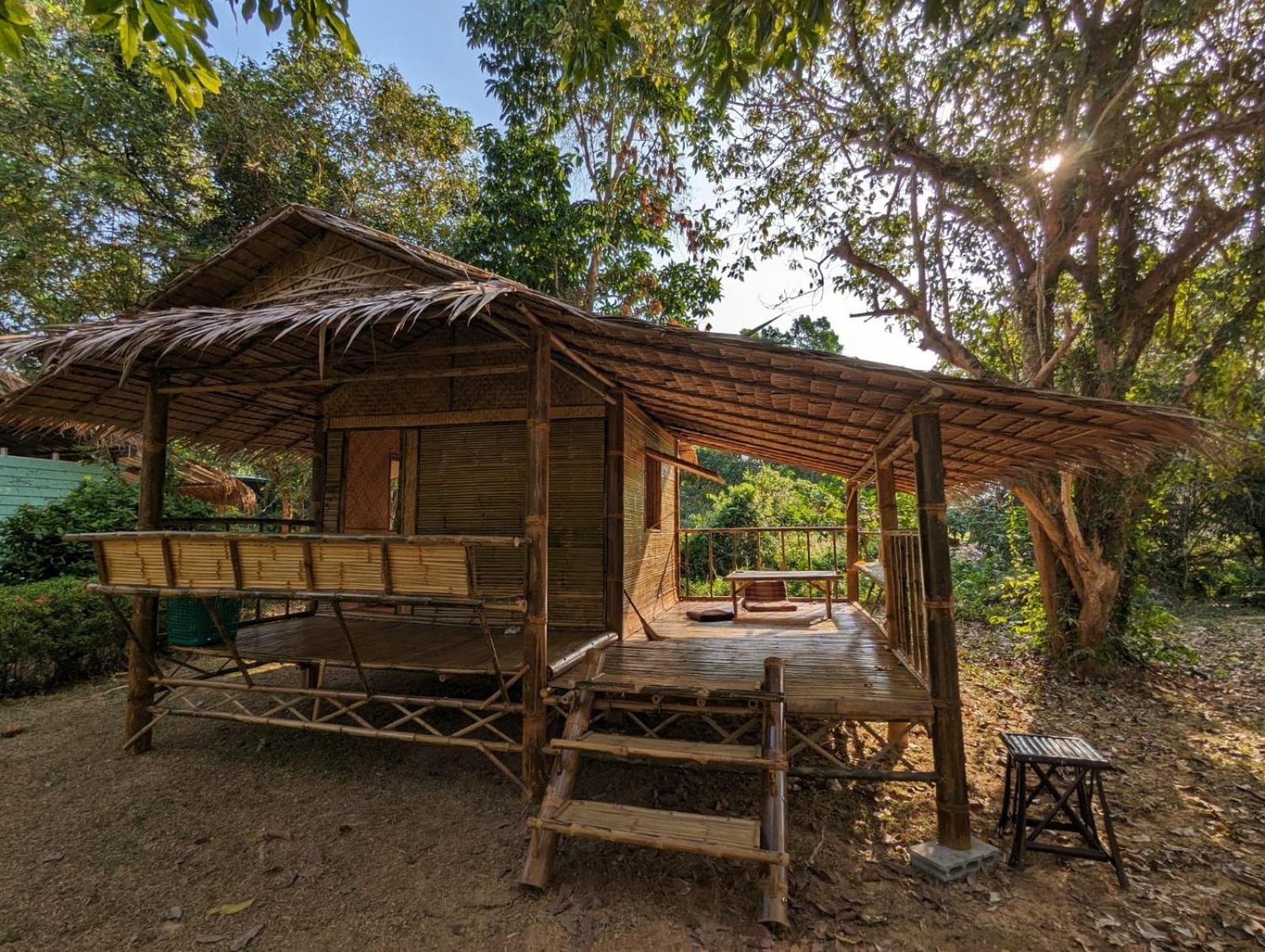 The River Retreat Мак Экстерьер фото