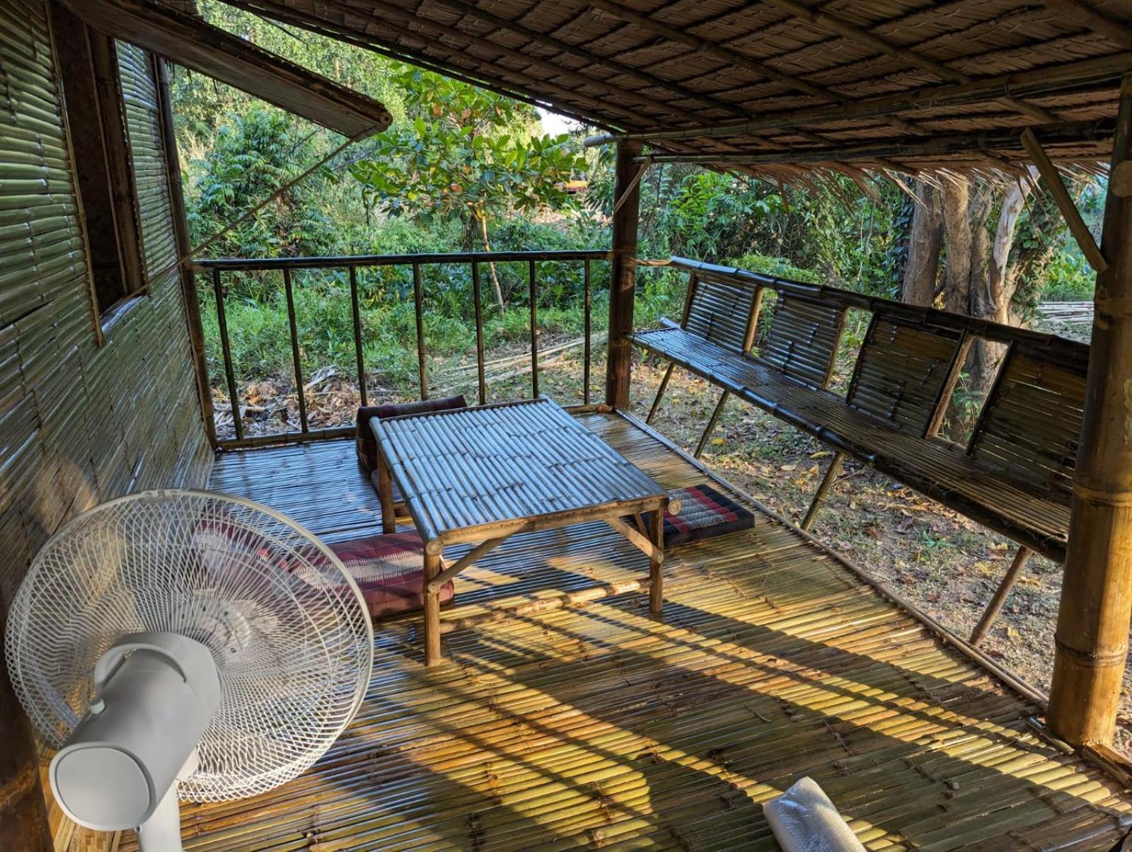 The River Retreat Мак Экстерьер фото